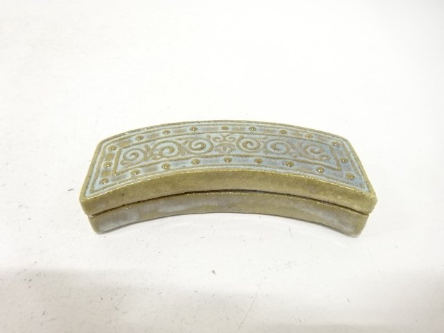 JAPANESE COLLECTIBLE / INCENSE CONTAINER / ARABESQUE DESIGN (WITH PROT
